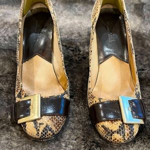 Michael Kors heels size 7 snake skin